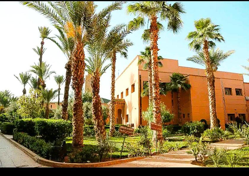 Riad Traditionnel De Charme 3 Chambres Marrakesch Exterior foto